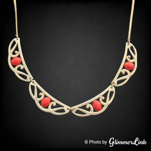 Vintage 70s Coral Glass Cabochon Openwork Gold Tone Bib Necklace 19" - Picture 1 of 10